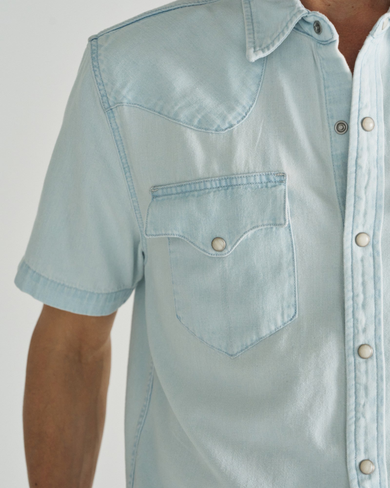 Men's Denim Short Sleeve Pearl Snap | Tecovas Men