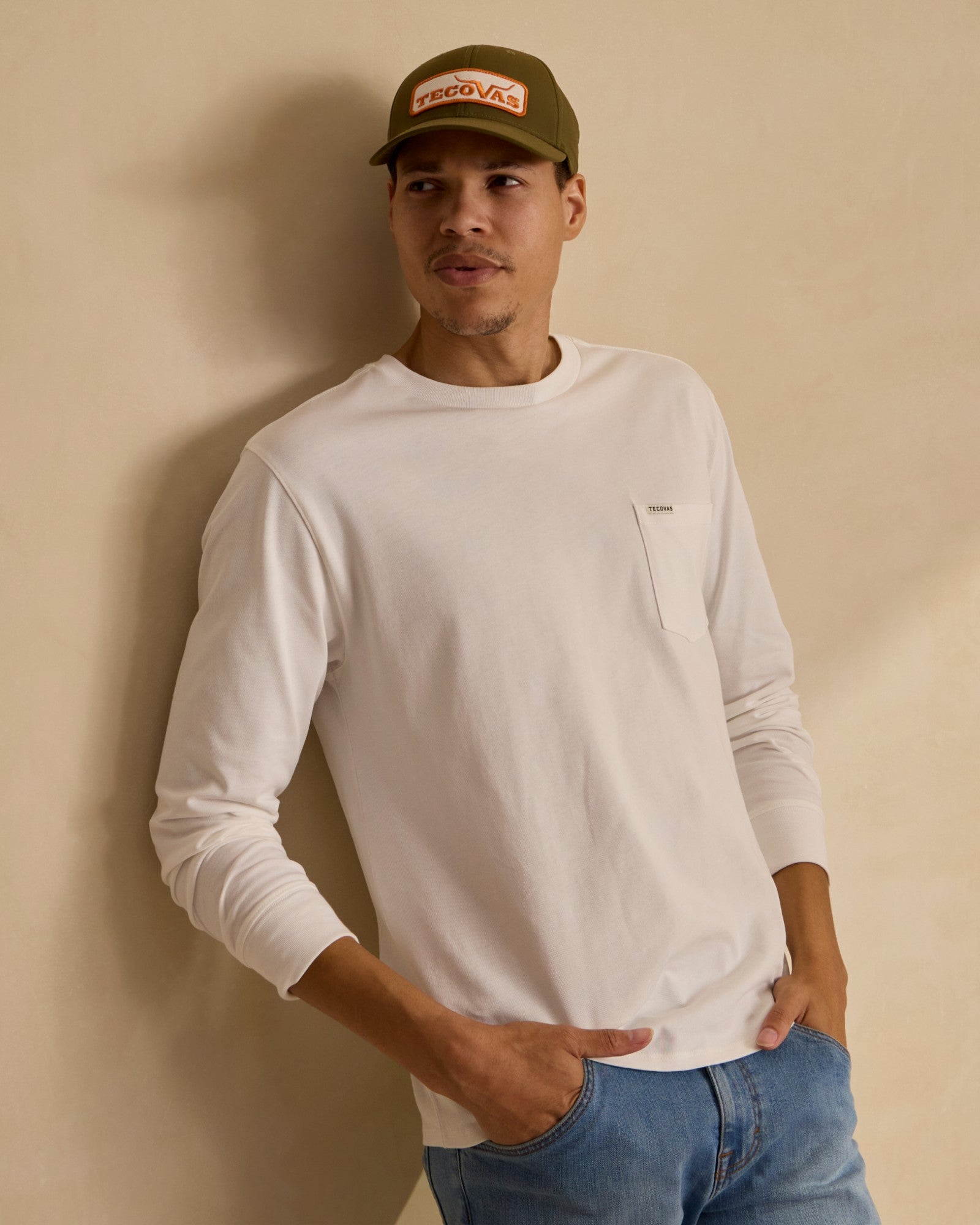 Men's Standard Issue Pocket Tee Long Sleeve | Tecovas Men
