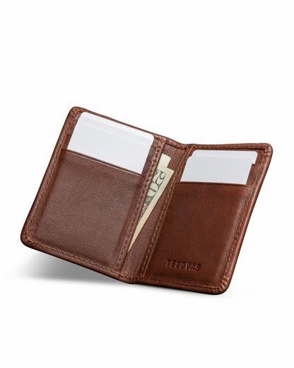 Cowhide Bifold Card Case | Tecovas Men