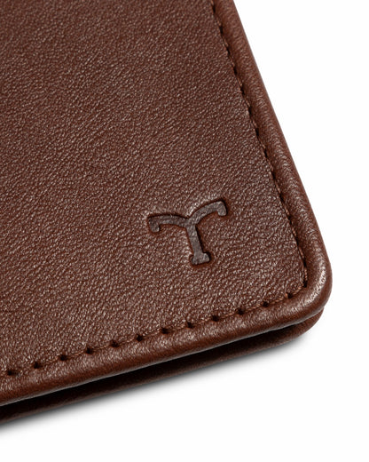 Cowhide Bifold Card Case | Tecovas Men