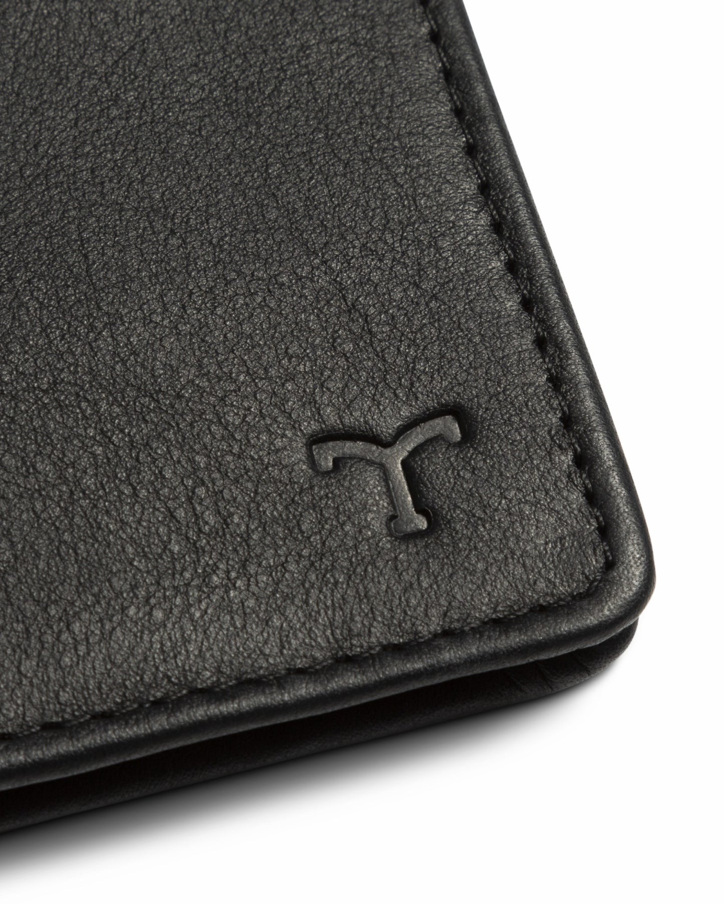 Cowhide Bifold Card Case | Tecovas Men