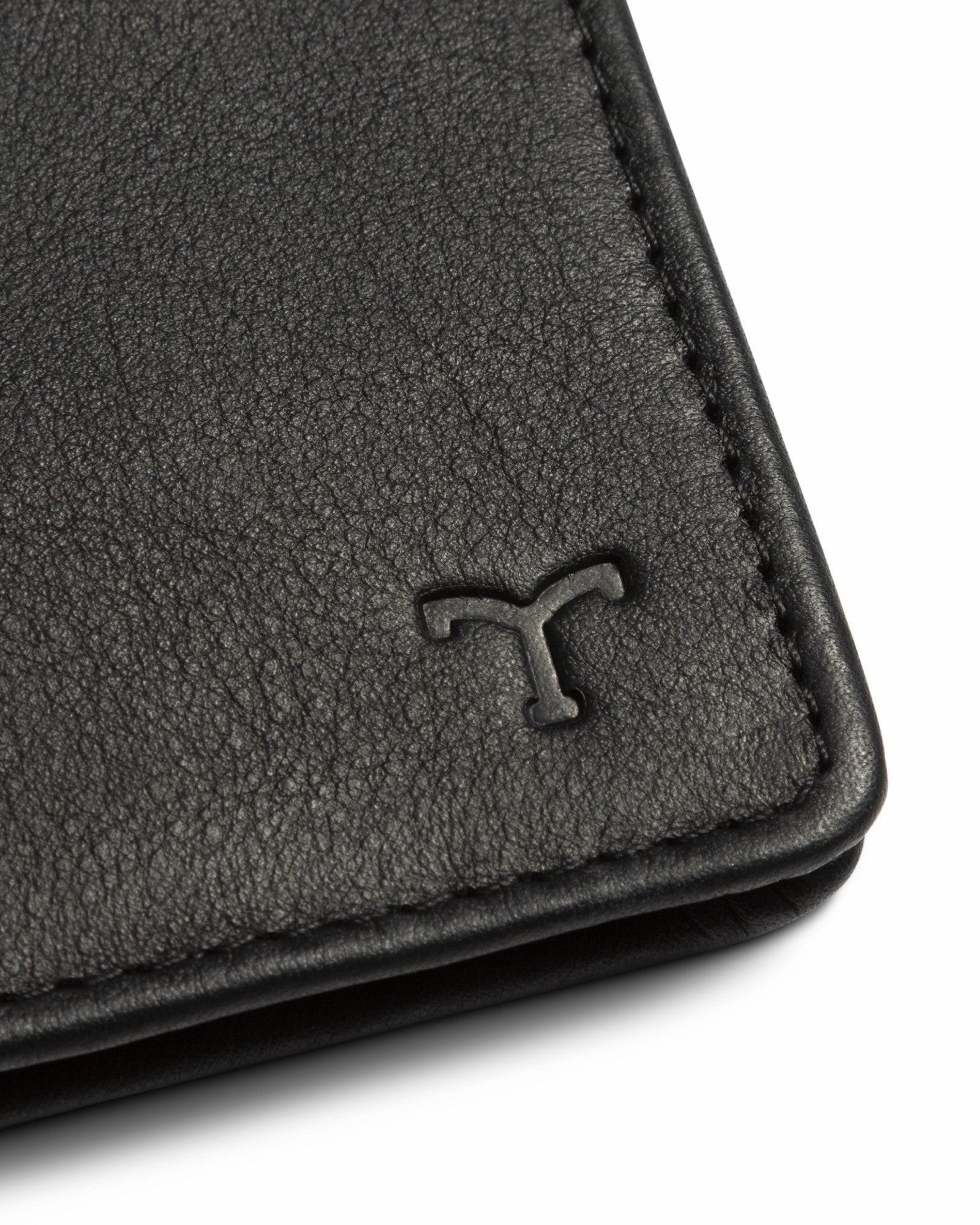 Cowhide Bifold Card Case | Tecovas Men