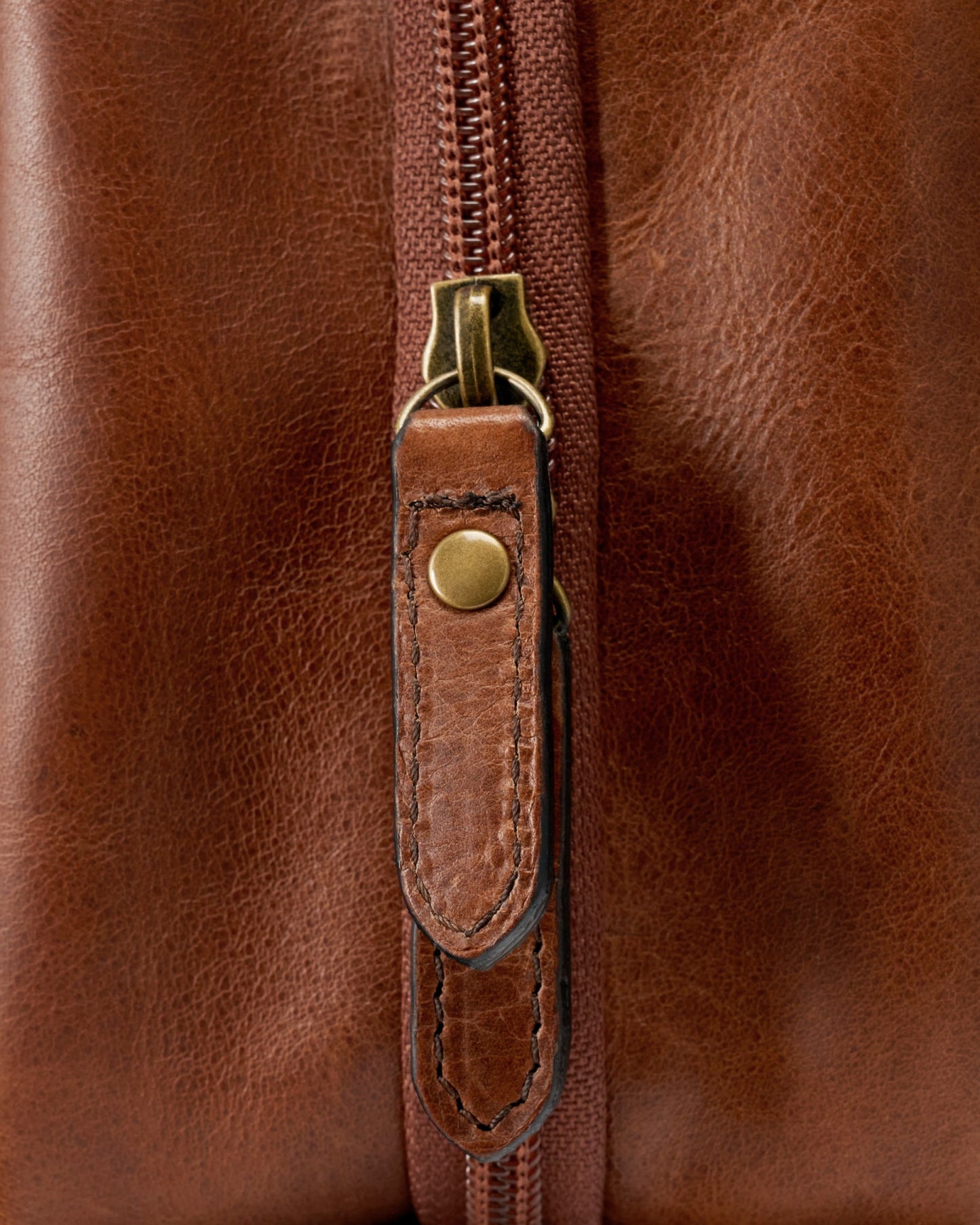 Bartlett Hanging Travel Kit | Tecovas Women