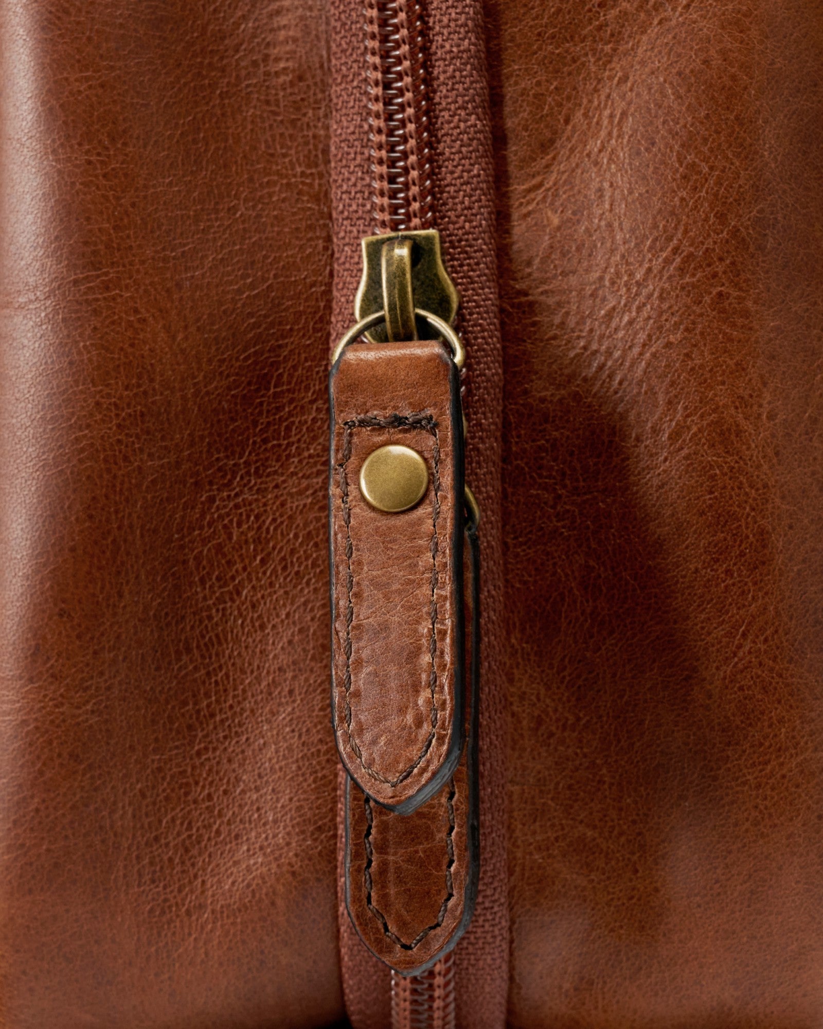 Bartlett Hanging Travel Kit | Tecovas Women
