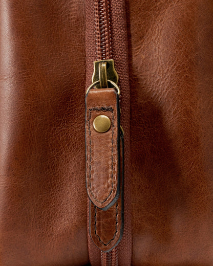 Bartlett Hanging Travel Kit | Tecovas Women